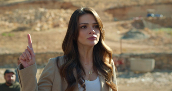 Uzak Şehir birinci yılını zirvede kutladı!