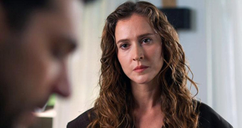 Berrak gözünü kararttı!