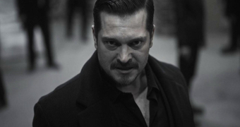 Eşref Rüya'da silahlar çekildi!