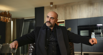 Eşref'e yeni düşman: Ölü Yaşar