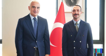 İsralli bakana fotoğraflı "Kadir Baba" cevabı!