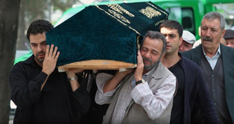 Aziz'in vedası yürekleri kül etti!