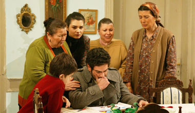 Çemberimde Gül Oya 26. Bölüm