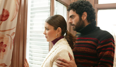 Çemberimde Gül Oya 28. Bölüm