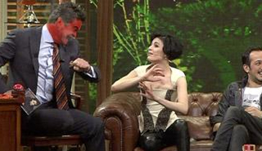 Beyaz'ın sabrı taştı!