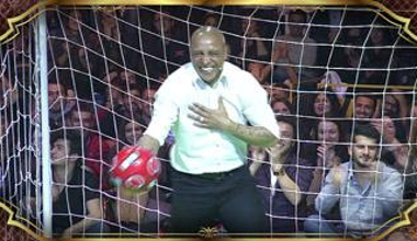 Beyaz ve Roberto Carlos Penaltı Atışları