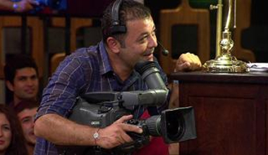 Beyazın Kameraman Fahrettine takıldığı anlar