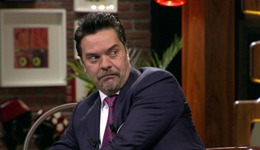 Beyaz şarkının ismini şaşırdı