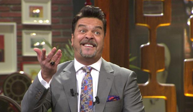 Beyaz ile Seyircilerin eğlenceli atışması