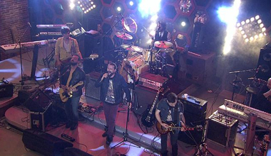 Gece Yolcuları - Meyhaneler Sen (Canlı Performans)