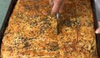 Patlıcanlı Kıymalı Açma Börek