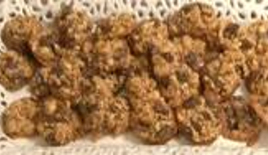 Fındıklı Üzümlü Beze