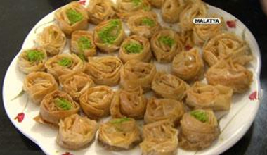 Gül Baklavası tarifi