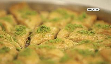 Kayısılı Baklava