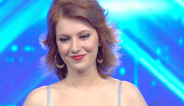 Melis Hızır - Grenade Performansı