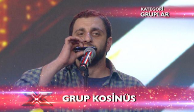 Grup Kosinüs - Kapiya Sandaliye Performansı