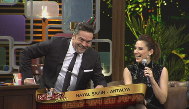 Funda Arar'dan Beyaz'a Candan Erçetin Kapağı!