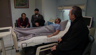 Engin Komiser yaşıyor!