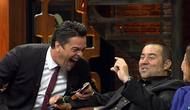 Akıllı telefon asistanı ile Beyaz ve Ata Demirer'in komik muhabbetleri!