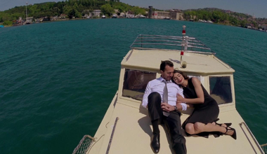 Engin ve Deniz arasında romantik anlar!