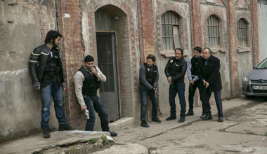 Arka Sokaklar 381. Bölüm Fragmanı