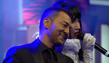 Hande Yener ve Serdar Ortaç'tan muhteşem düet!