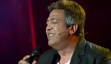Ali Altay - Bilinmeyen Saati Uygulaması (Beyaz Show Canlı Performans)