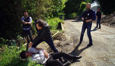 Hüsnü Başkomiser'den alkışlanacak davranış!