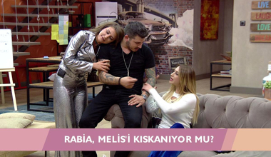 Melis ve Gökhan yakınlaşıyor! Rabia evi basıyor!