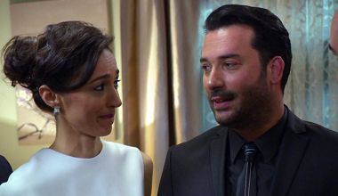 Aylin ve Hakan'ın geç gelen nişanı!