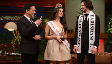 Sinemanın Kraliçesi Dilara Gülsün Meydancı ve Kralı Orhan Öztürk Beyaz Show'daydı! 