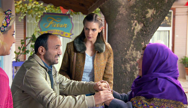 Selim, Olga ile annesine yakalandı!