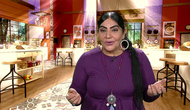 Reyhan Hanımdan zamane gelinlere romantizm dersi!