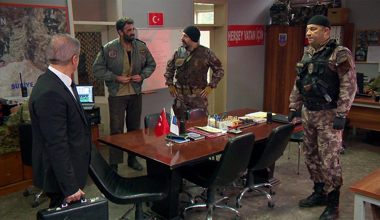 Mesutlar, Yavuz Yüzbaşıyı kurtardı!
