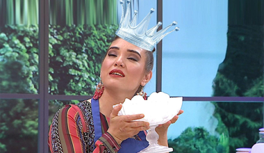 Buzların Kraliçesi Hatice!