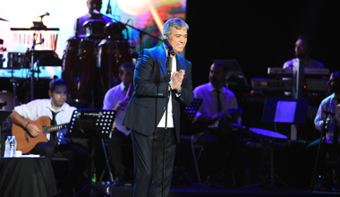 Cengiz Kurtoğlu ve Hakan Altun'un Harbiye konserinden özel anlar!