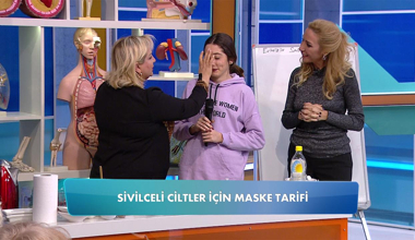 Suna Dumankaya'dan sivilceli ciltler için maske tarifi!