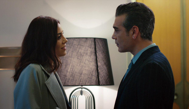 10. Bölüm - Derin'de beni yaşatmaya çalışıyorsun!