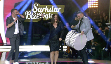 Sibel Can'dan "Onu Alma Beni Al" Performansı