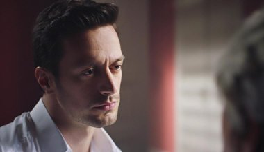 O öyle dedikçe ben de kendimden nefret ediyorum!