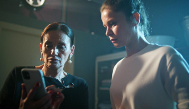 6. Bölüm - "Bir daha yaparsan elini kırarım!"