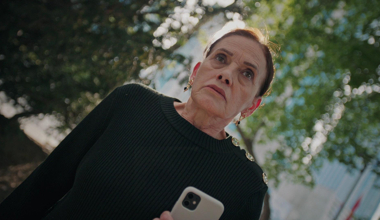 6. Bölüm - Feride'yi şoke eden öpücük!