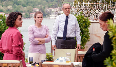 7. Bölüm - Feride'den Billur'a yasak!