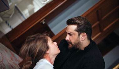 7. Bölüm - Nalan, Muzo'nun kollarında bayılıyor!