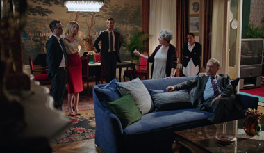 8. Bölüm - Koroğlu Ailesi, Feride'yi çözmeye çalışıyor!