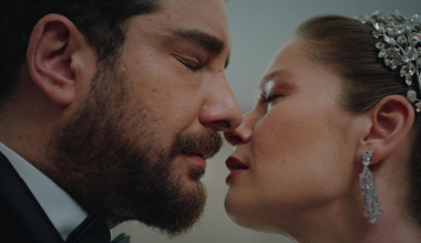 9. Bölüm - "Beni sevdiğini biliyorum Muzaffer!"