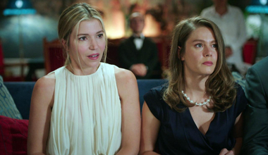 11. Bölüm - Ev parasına elbise olay oldu!