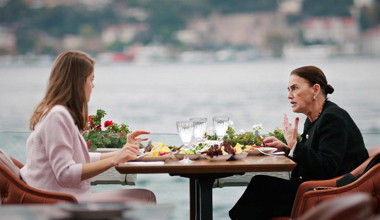 17. Bölüm - Feride'den Nalan'a evlilik tüyoları!