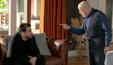 18. Bölüm - Muzo, hisselerin peşinde!