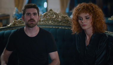 Somer ve Mine, Türkan'a yakalandı!